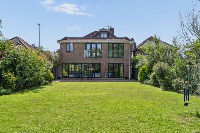 62, Lye Green Road, Chesham photo 2