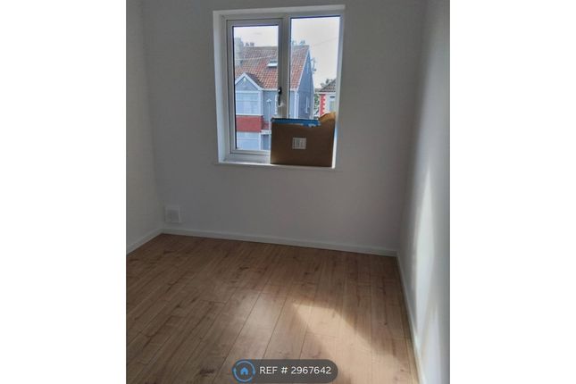 Beaumont Avenue, Clacton-On-Sea photo 3