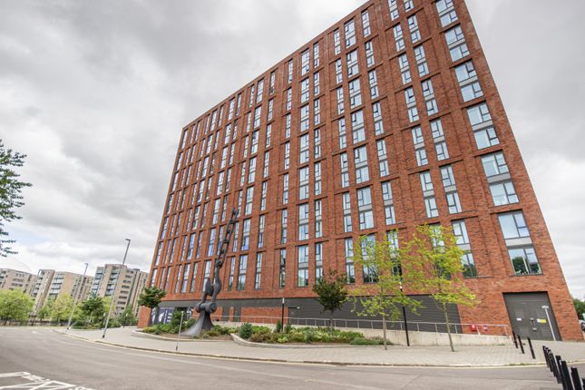2-bed flat on 10804, 4 Wharf End, Manchester, £214,500
