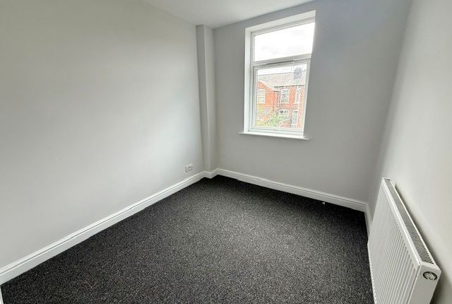31A, Crewe photo 5
