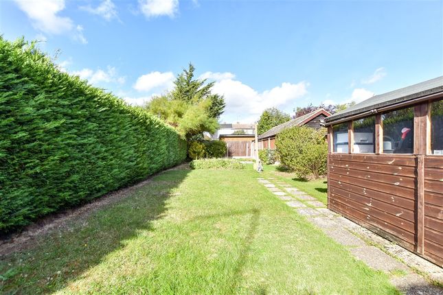 Grange Road Brock Hilll, Wickford photo 2