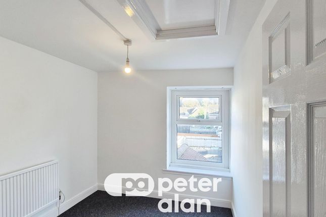 12, NEATH photo 4