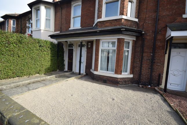 Flat to rent in Chillingham Road, Heaton