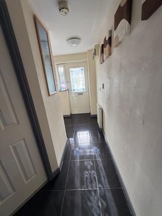 14, Abbotfield court , MANCHESTER photo 3