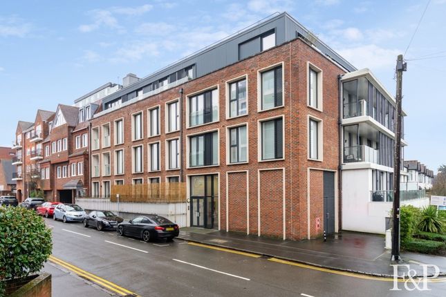 2-bed flat on Flat 17, Optimal House, Gerrards Cross, £500,000