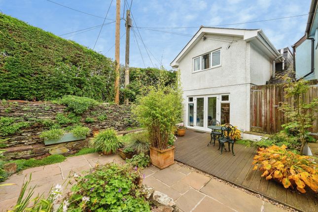 2-bed house on High Street, Cornwall, £230,000
