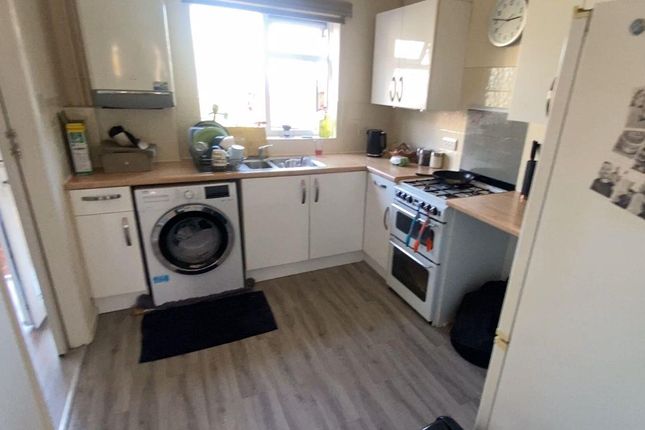 73, Upper Yarborough Road, East Cowes photo 3