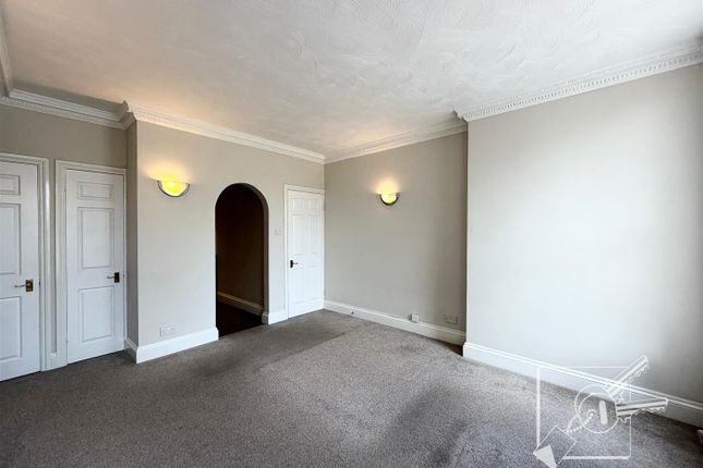 1 Park View Court, Dashwood Road, Gravesend photo 3