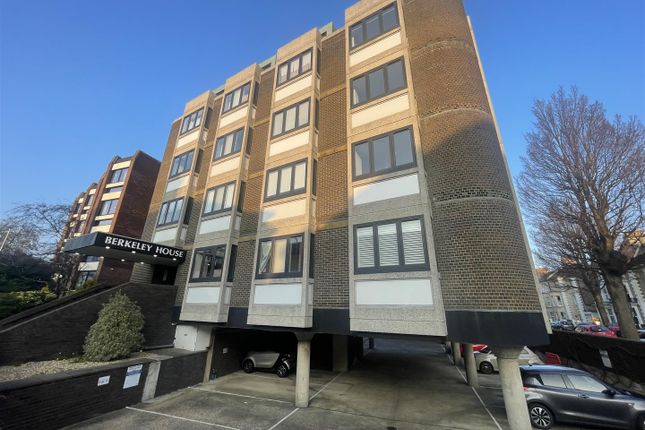Flat to rent in Gildredge Road, Eastbourne