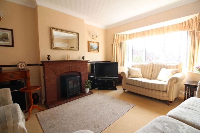 16, Grasmere Close, Kingswinford photo 4