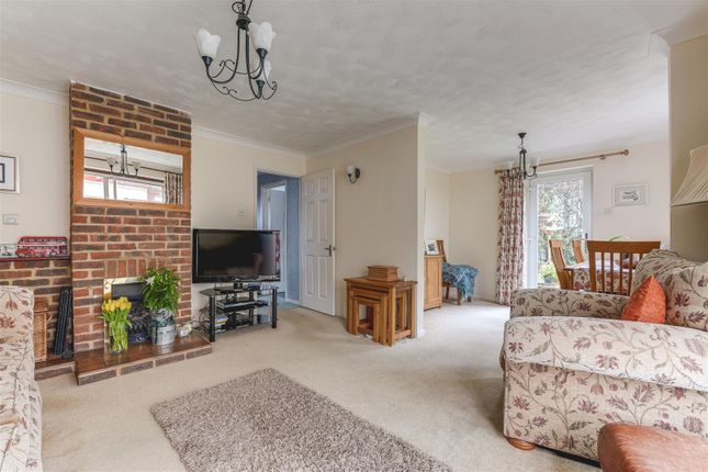 6, Colehills Close, Clavering photo 2
