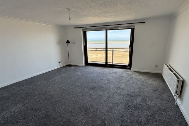 22, Mulberry Court, Grand Parade, New Romney photo 3