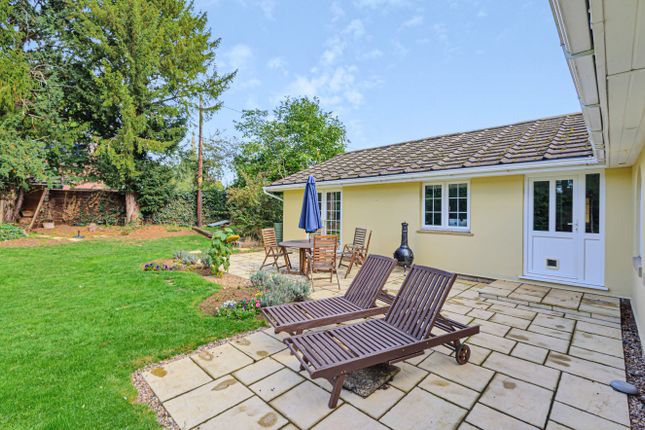 Detached bungalow for sale in Old Lincoln Road, Caythorpe, Lincolshire