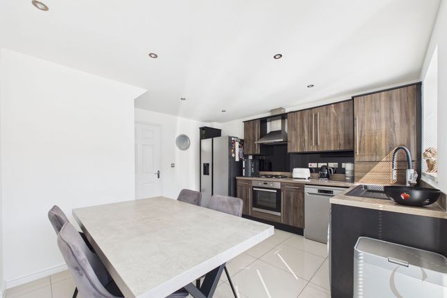 234 St. Aloysius View, Hebburn photo 2