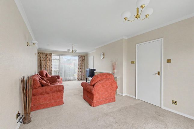 49, Longleat Crescent, Nottingham photo 2