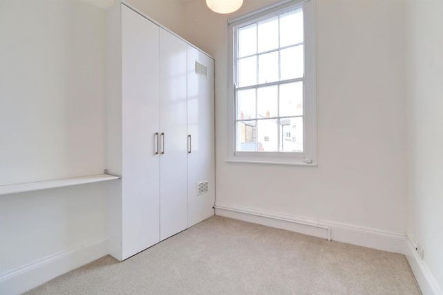Flat 1, 13 Rotunda Terrace, Cheltenham photo 5