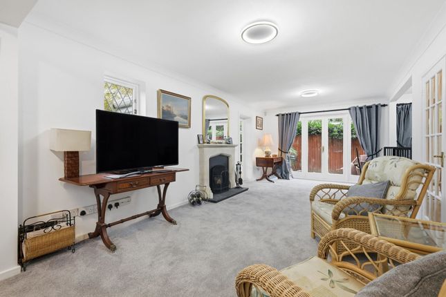 76, Willow Green, Brentwood photo 4