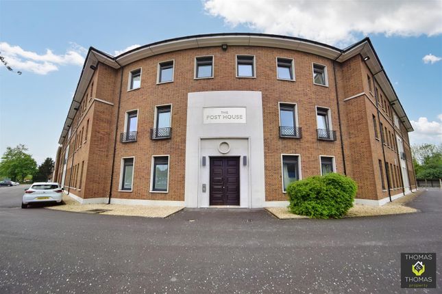 Thumbnail Flat for sale in Eastern Avenue, Gloucester