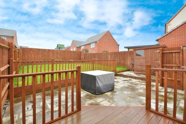 Semi-detached house for sale in Caulfield Close, Dunston, Chesterfield