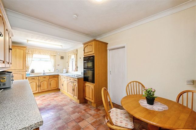 126, Leverington Common, WISBECH photo 2