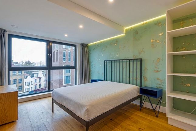 Flat 501, Danestone Court, London photo 4