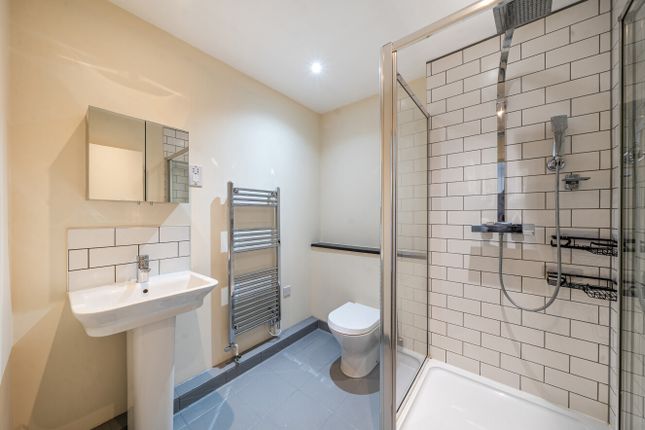 Flat 20 The Clockwork Factory Apart, 13, Blackburn Road, West Hampstead photo 4