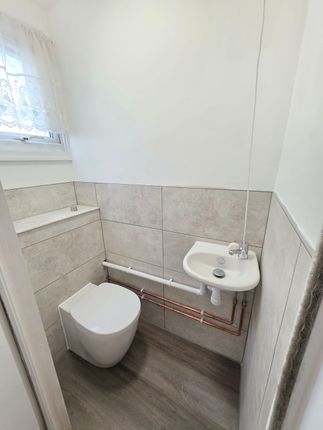 29, Mill Gardens, London photo 4
