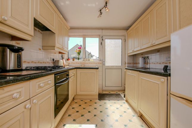 14, Wimblestraw Road, Berinsfield photo 4