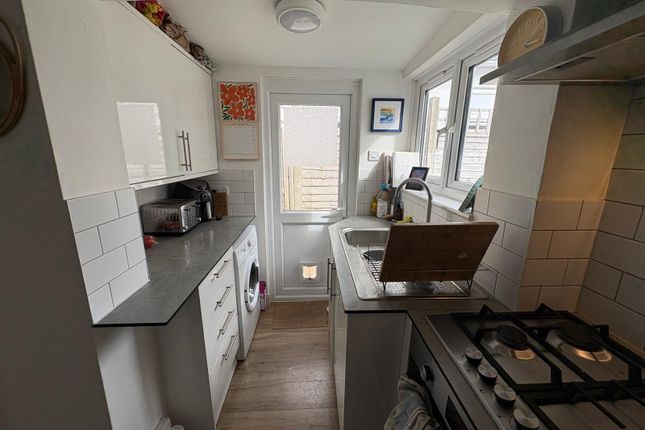 156 Ladysmith Road, Brighton photo 5