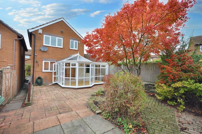 21, Kingsland Road, Stone photo 4