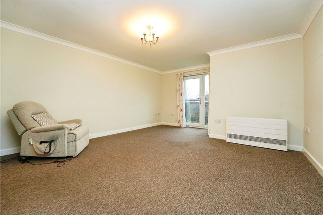 3, Marina Court, Tewkesbury photo 3