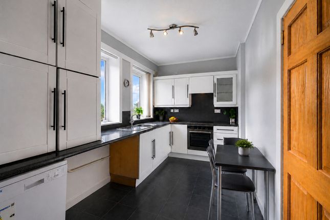 68, Paradise Road, Inverurie photo 3