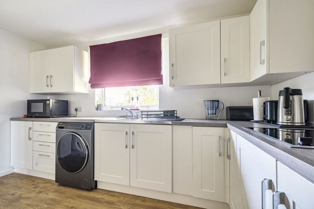 Flat 7, Paulus Court Somerstown, Chichester photo 4