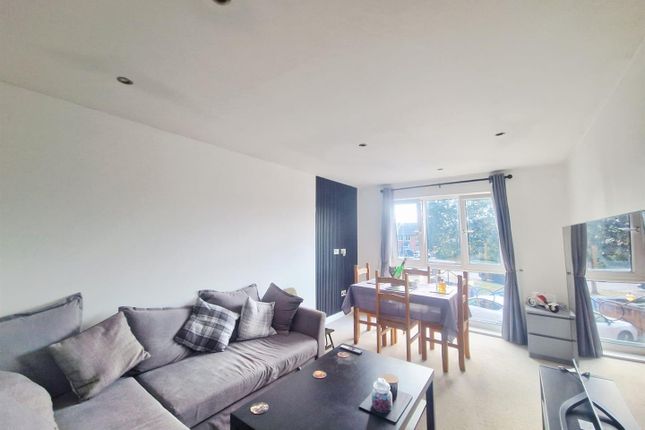 47, Apple Tree Close, Newark photo 4