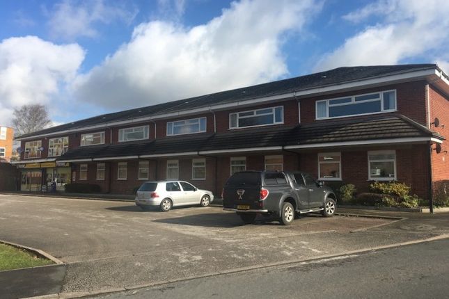Thumbnail Flat to rent in Knoll Close, Knoll Close, Burntwood, Staffordshire