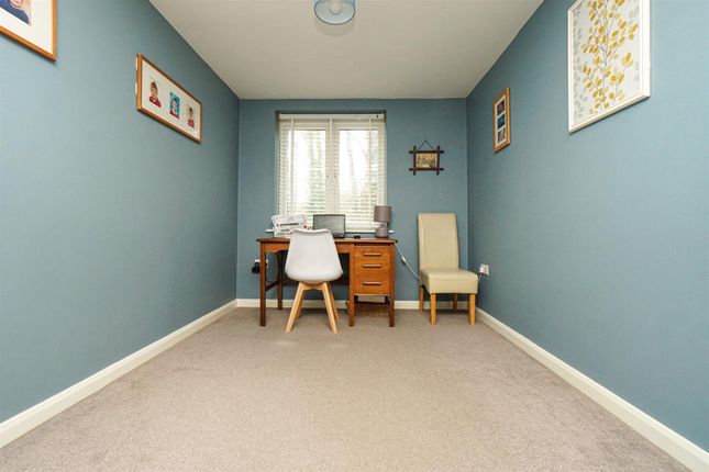 Flat for sale in Broomgrove Road, Hastings