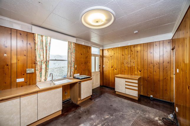 2,, Crown Street, Brighouse photo 4