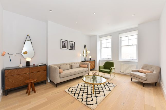 Flat to rent in Cecil House, 97 Marylebone High Street, London W1U