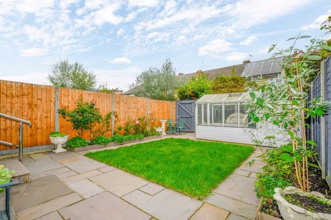11c, Sidney Road, Walton-On-Thames photo 2