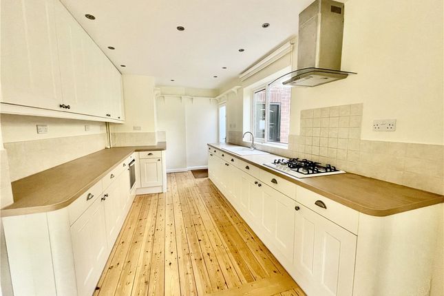 16, Cumnor Hill, Oxfordshire photo 4