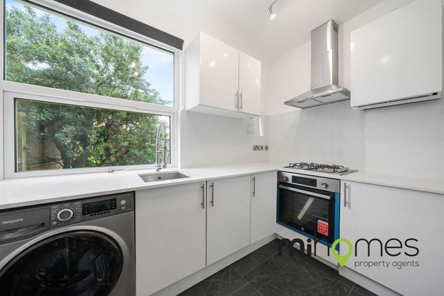 Maisonette to rent in High Road, London