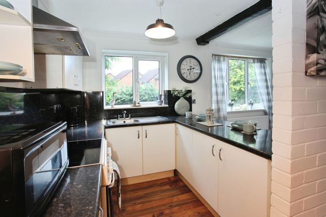12, Oakridge, Cardiff photo 4