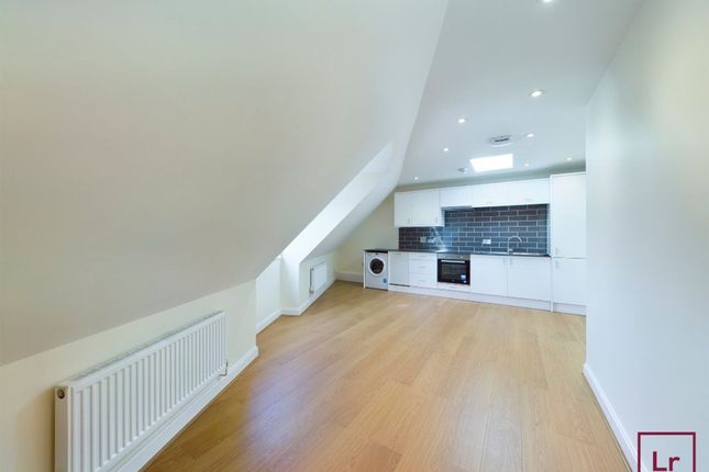 Flat 5, 5 Tapster Street, Barnet photo 4