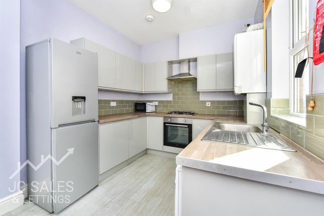 27, Kirkstall Road, Sheffield photo 2