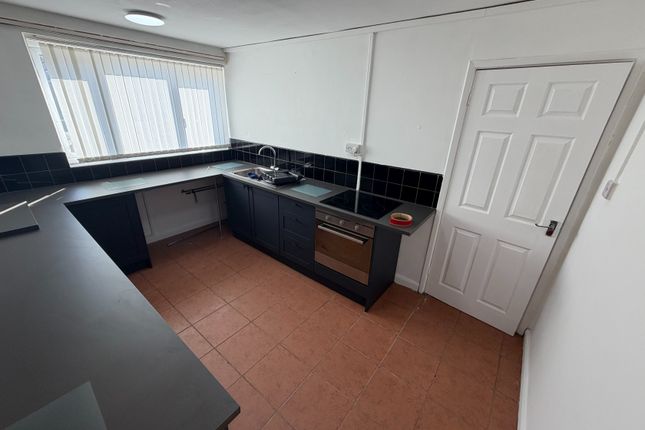 32, Trouse Lane, Wednesbury photo 5