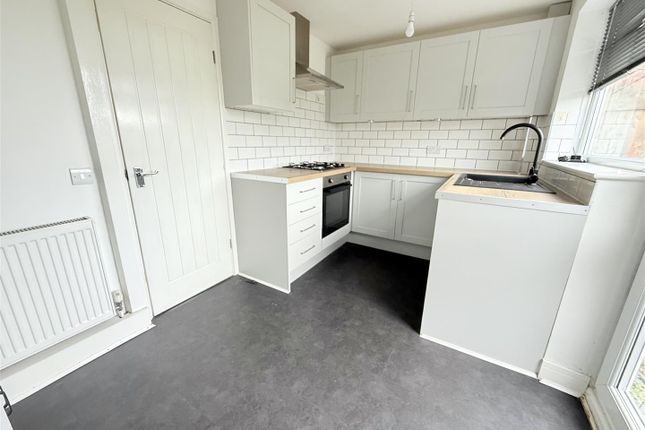 70, Spinney Halt, Leicester photo 4