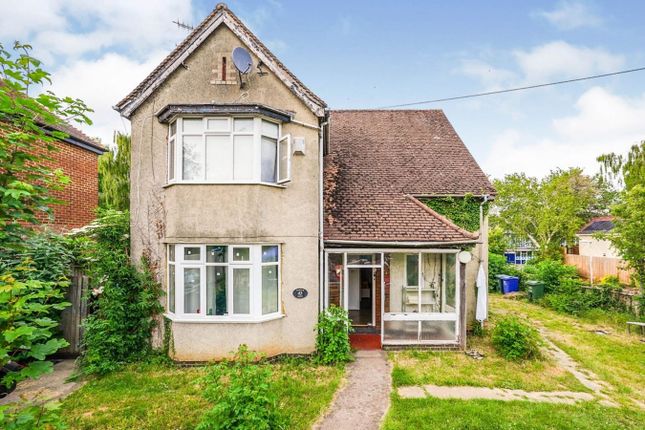 Thumbnail Detached house for sale in Broughton Road, Banbury