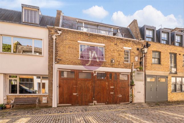 Mews house for sale in Leinster Mews, Bayswater, London