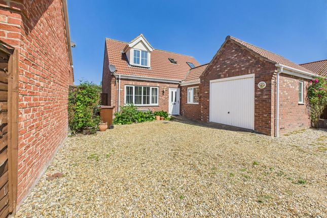 3-bed house on 2 Bracken End Bracken Avenue, Cromer, £400,000