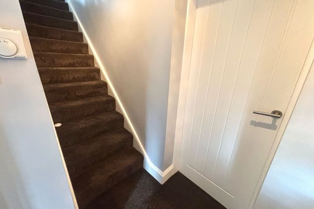 707, Thornton Road, Bradford photo 3